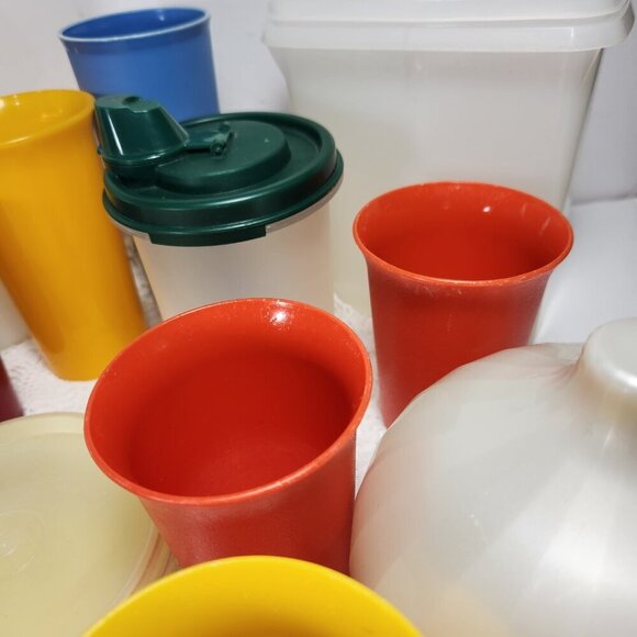 Vintage Tupperware Lot Replacement Cups Egg Cups Seperator Bowl Garlic K… - Picture 11 of 16